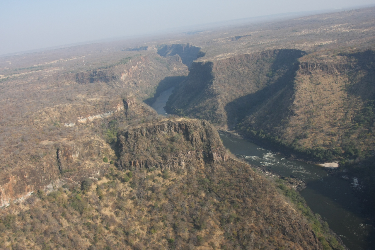 [29515] 2016_07_03_03_01_34_Africa_Canon_EOS_40D_IMG__12341.jpg