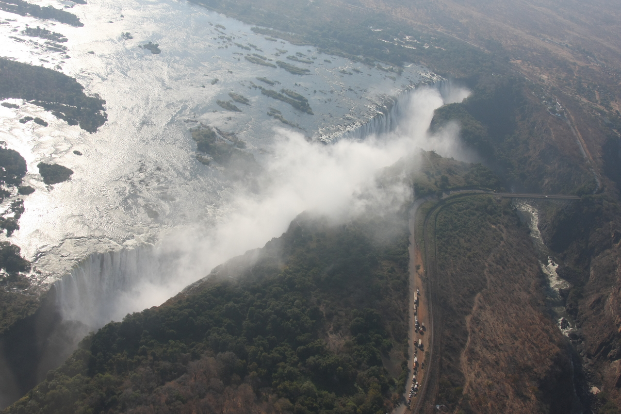 [30080] 2016_07_03_03_09_54_Africa_Canon_EOS_40D_IMG__05105.jpg