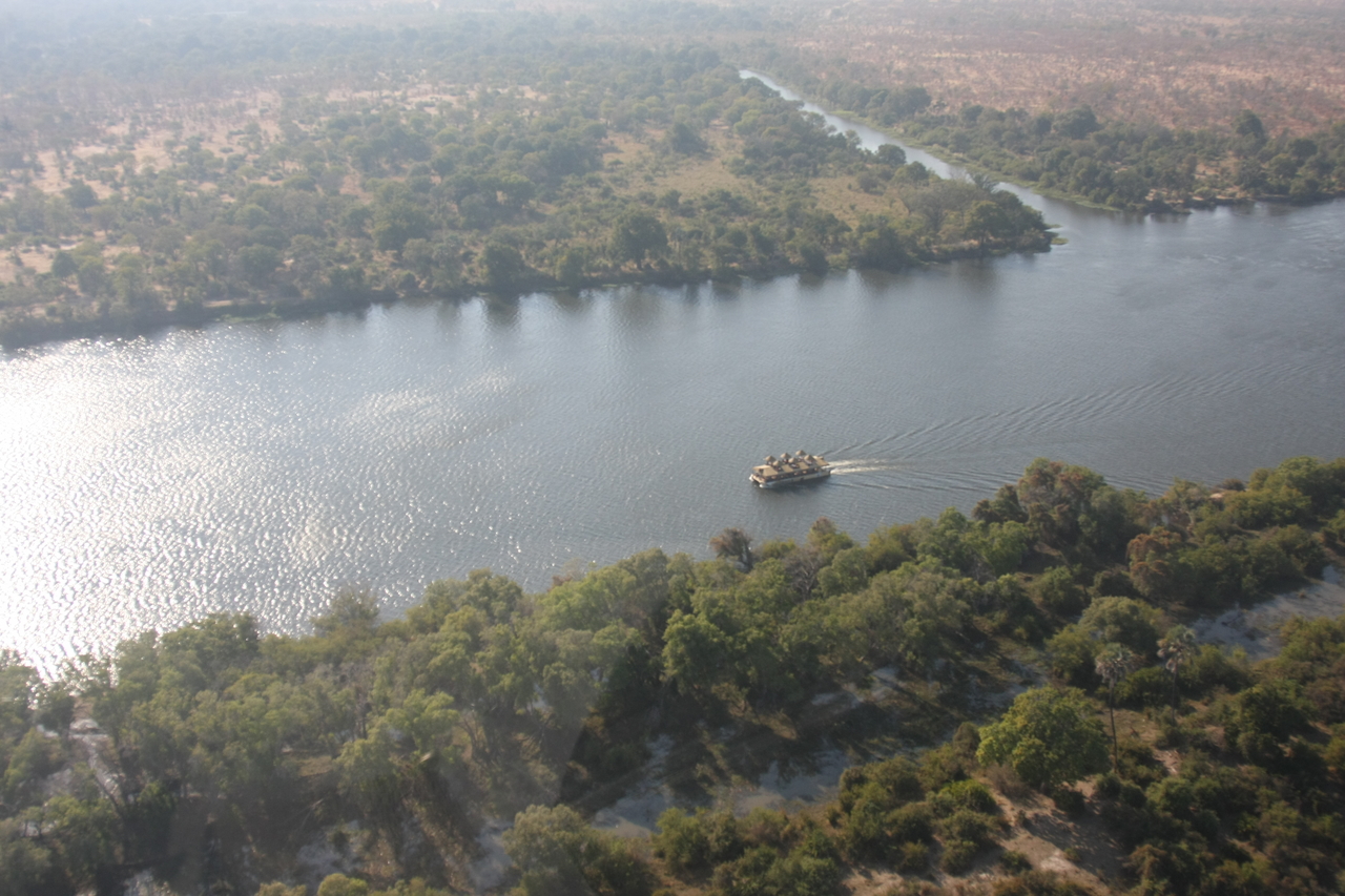 [30253] 2016_07_03_03_12_42_Africa_Canon_EOS_40D_IMG__05169.jpg