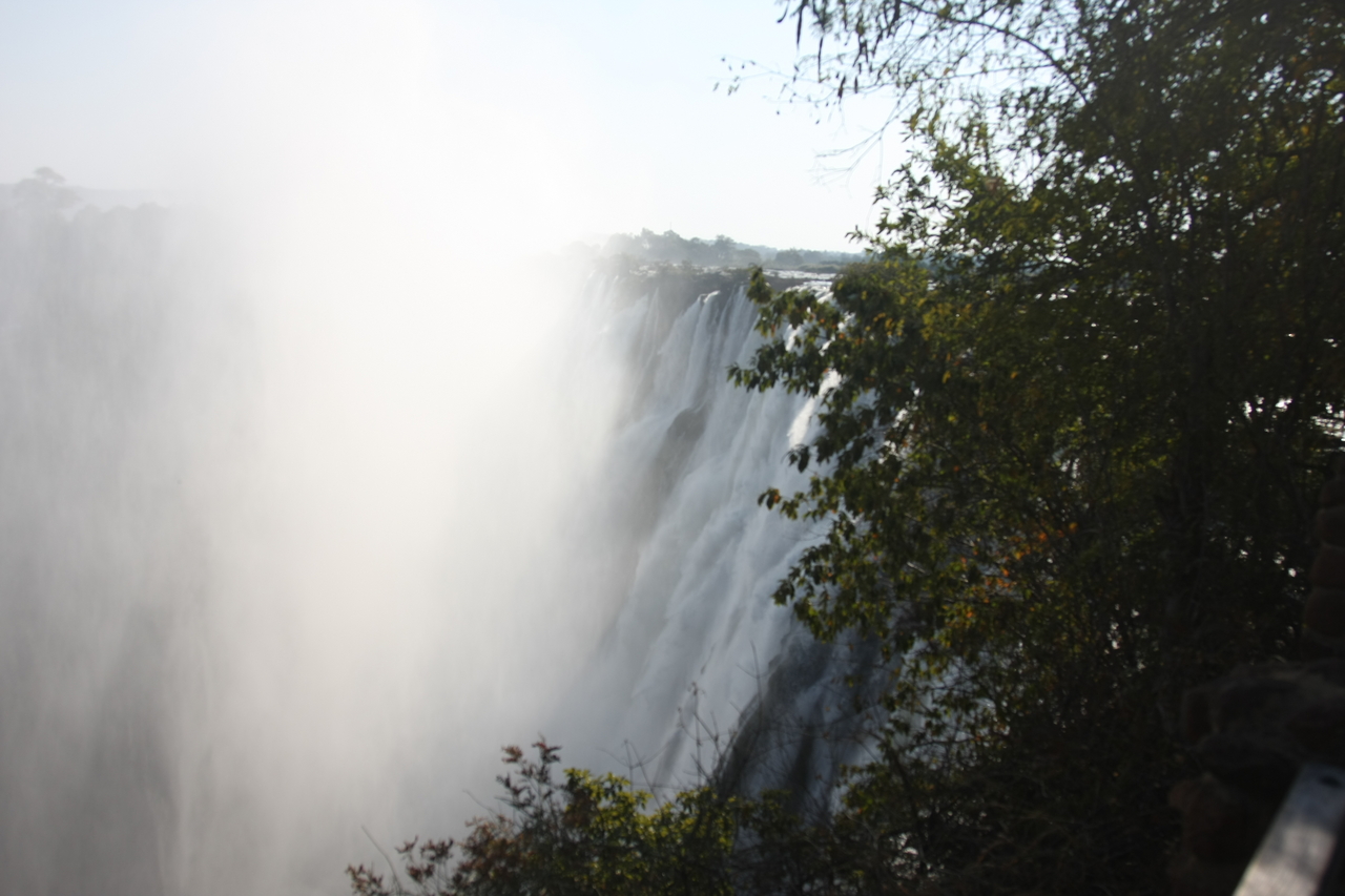 [31806] 2016_07_03_09_42_03_Africa_Canon_EOS_40D_IMG__13040.jpg