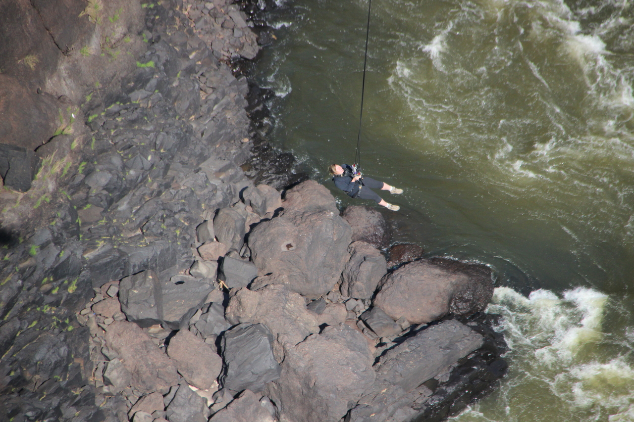 [32055] 2016_07_03_10_56_04_Africa_Canon_EOS_600D_IMG_4053_00022.jpg