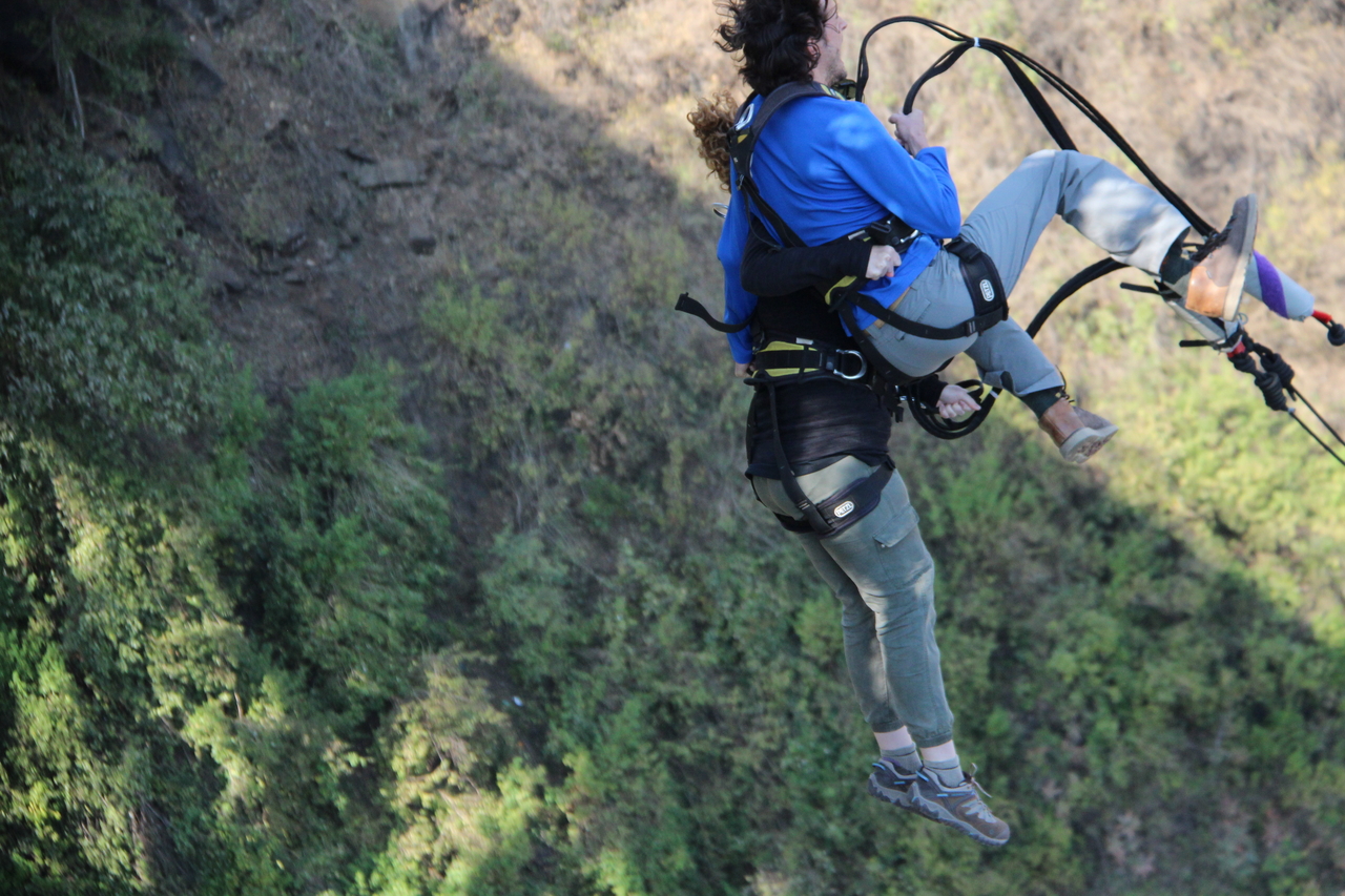 [32103] 2016_07_03_11_04_31_Africa_Canon_EOS_600D_IMG_4077_00014.jpg