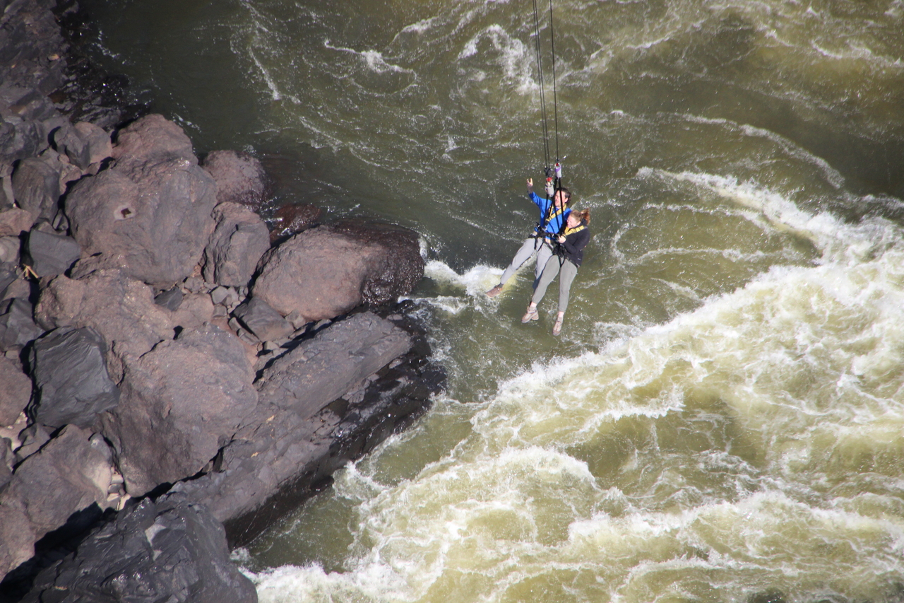 [32121] 2016_07_03_11_04_43_Africa_Canon_EOS_600D_IMG_4086_00023.jpg