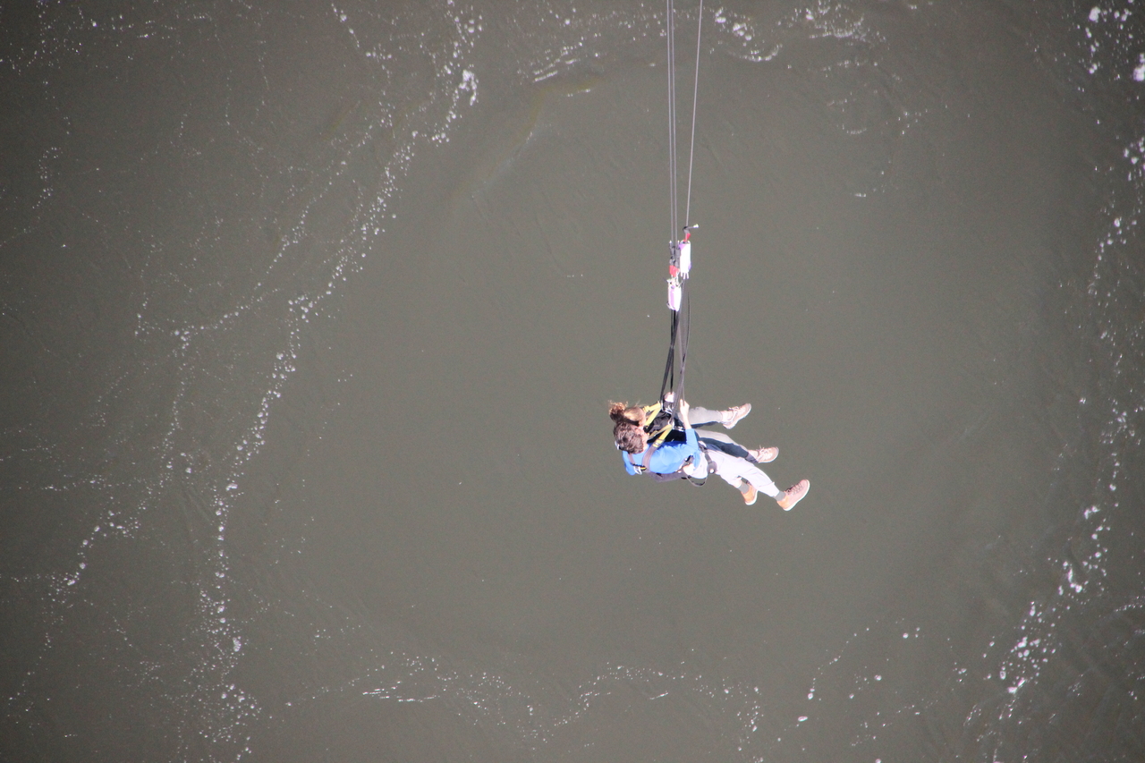 [32133] 2016_07_03_11_04_46_Africa_Canon_EOS_600D_IMG_4092_00029.jpg