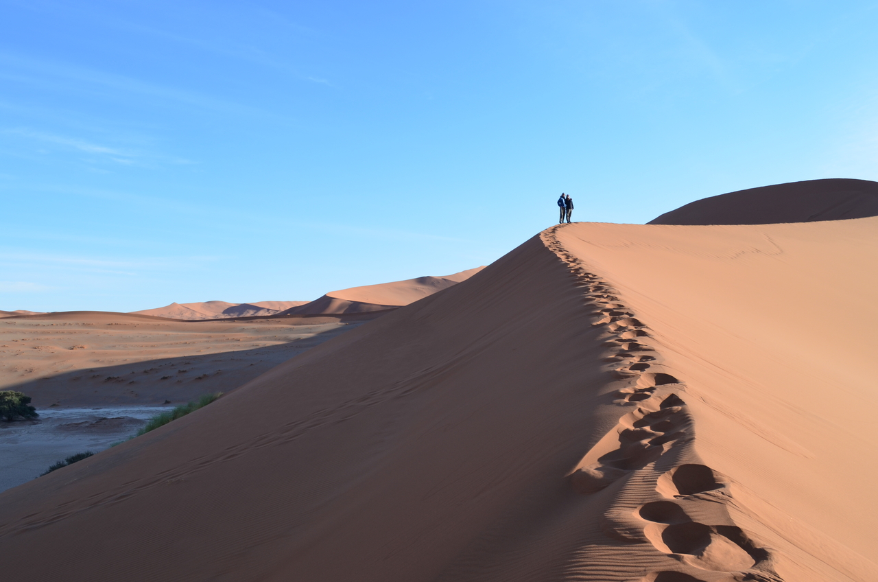 [14423] 2016_06_24_23_05_25_Africa_NIKON_D5100_IMG__00217.jpg