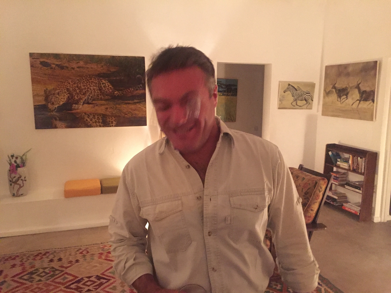 [32801] 2016_07_03_21_57_05_Africa_iPhone_6_IMG_8957_03770.jpg