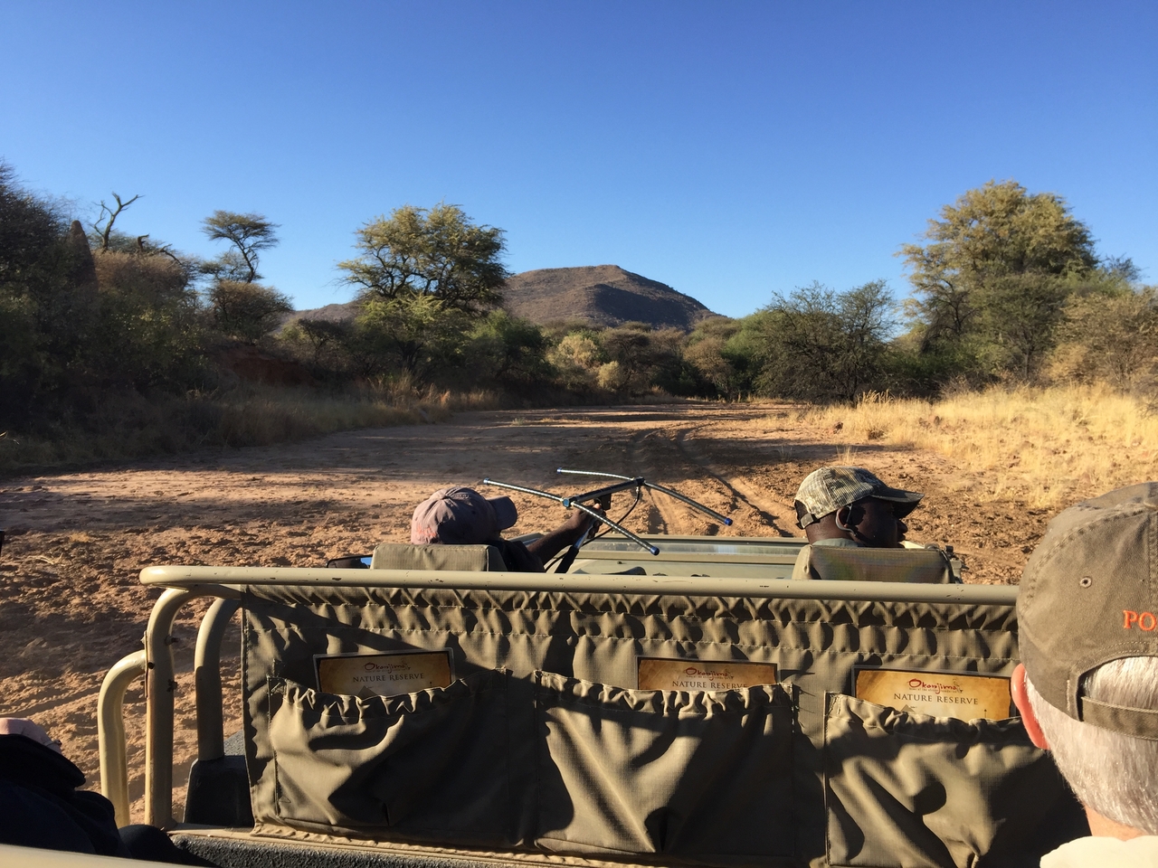 [3568] 2016_06_22_15_54_03_Africa_iPhone_6_Plus_IMG_3469_00150.jpg