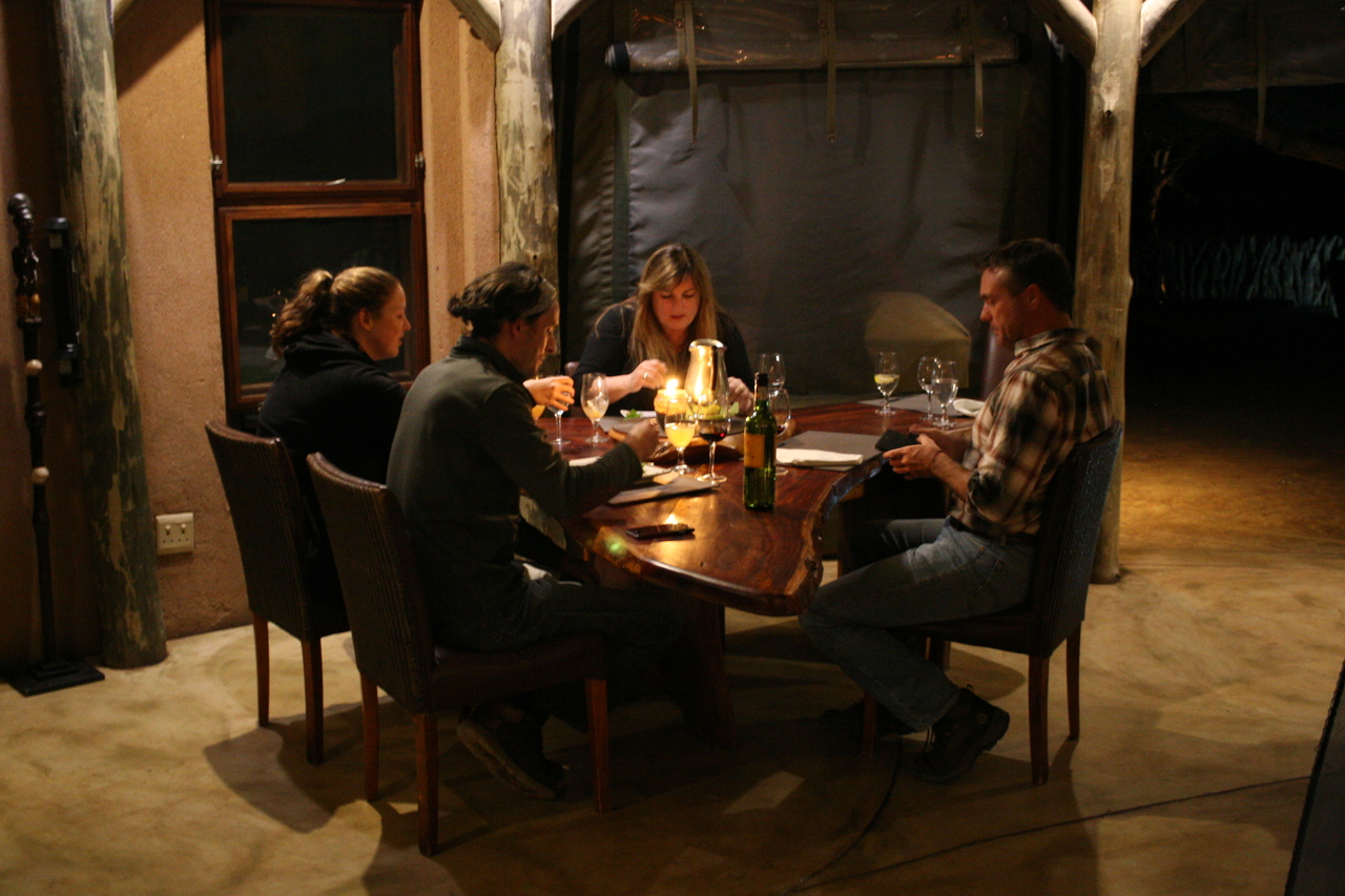 [339] 2016_06_21_16_09_48_Africa_Canon_EOS_30D_IMG_1739_00007.jpg