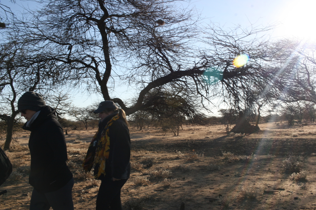 [1077] 2016_06_22_02_53_56_Africa_Canon_EOS_30D_IMG_1770_00216.jpg