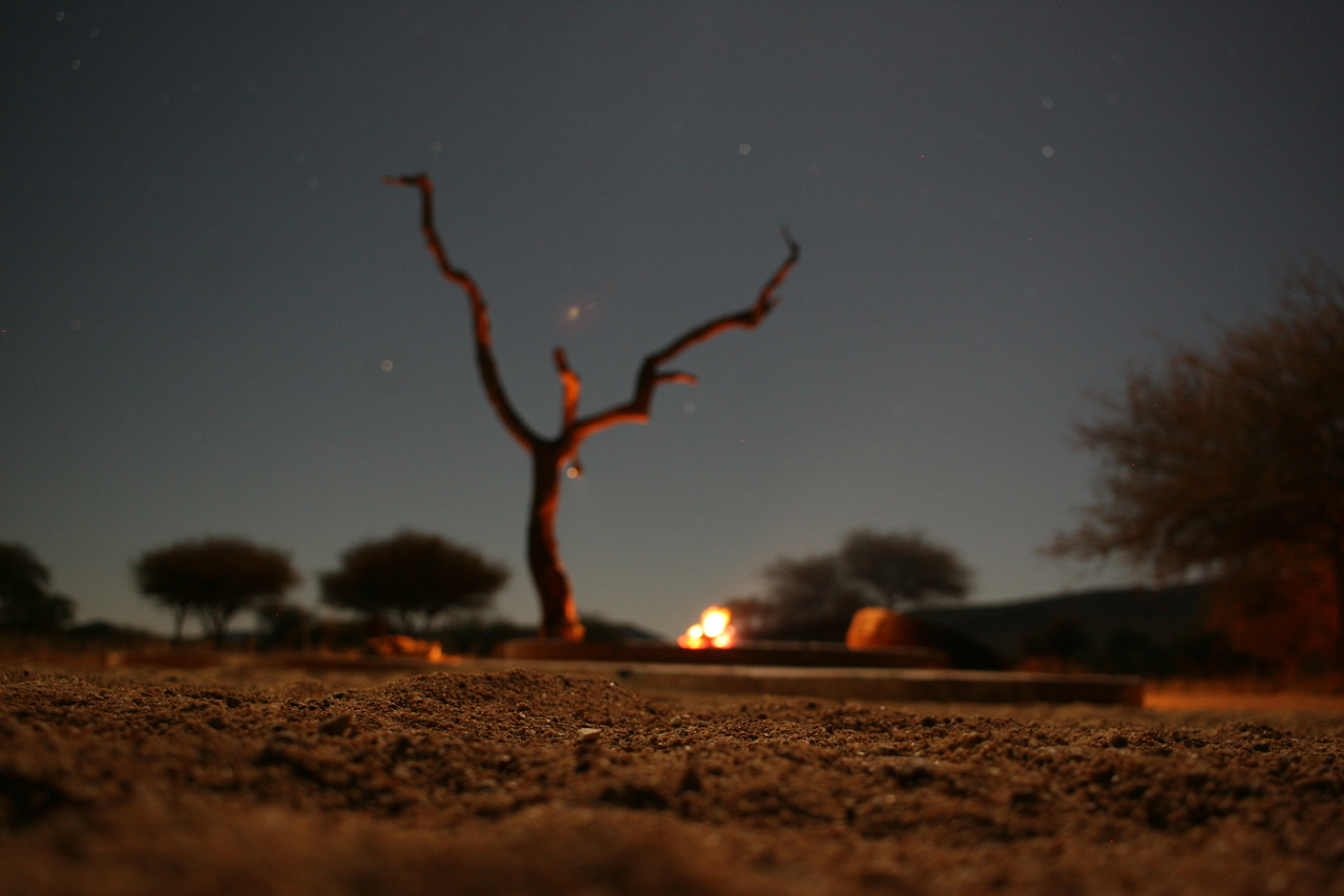 [3736] 2016_06_22_17_49_25_Africa_Canon_EOS_30D_IMG_1821_00086.jpg