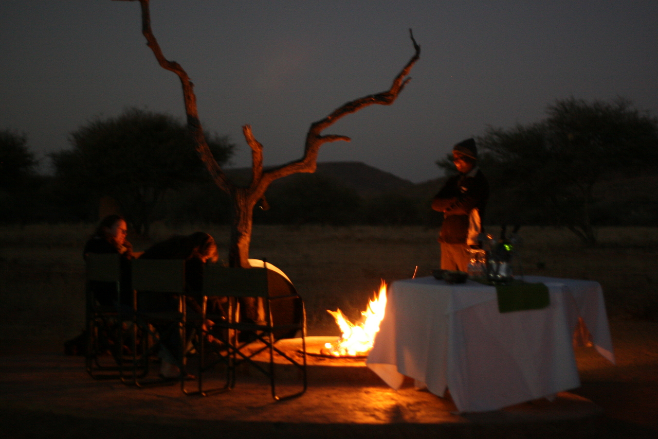 [8981] 2016_06_23_13_08_55_Africa_Canon_EOS_30D_IMG_1974_00418.jpg