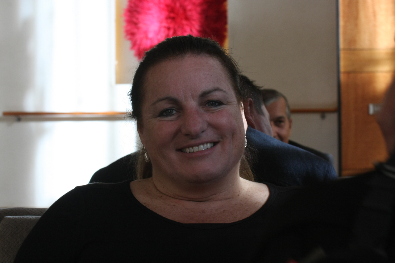 [193] 2016_06_20_02_33_27_Africa_Canon_EOS_40D_IMG__00001.jpg