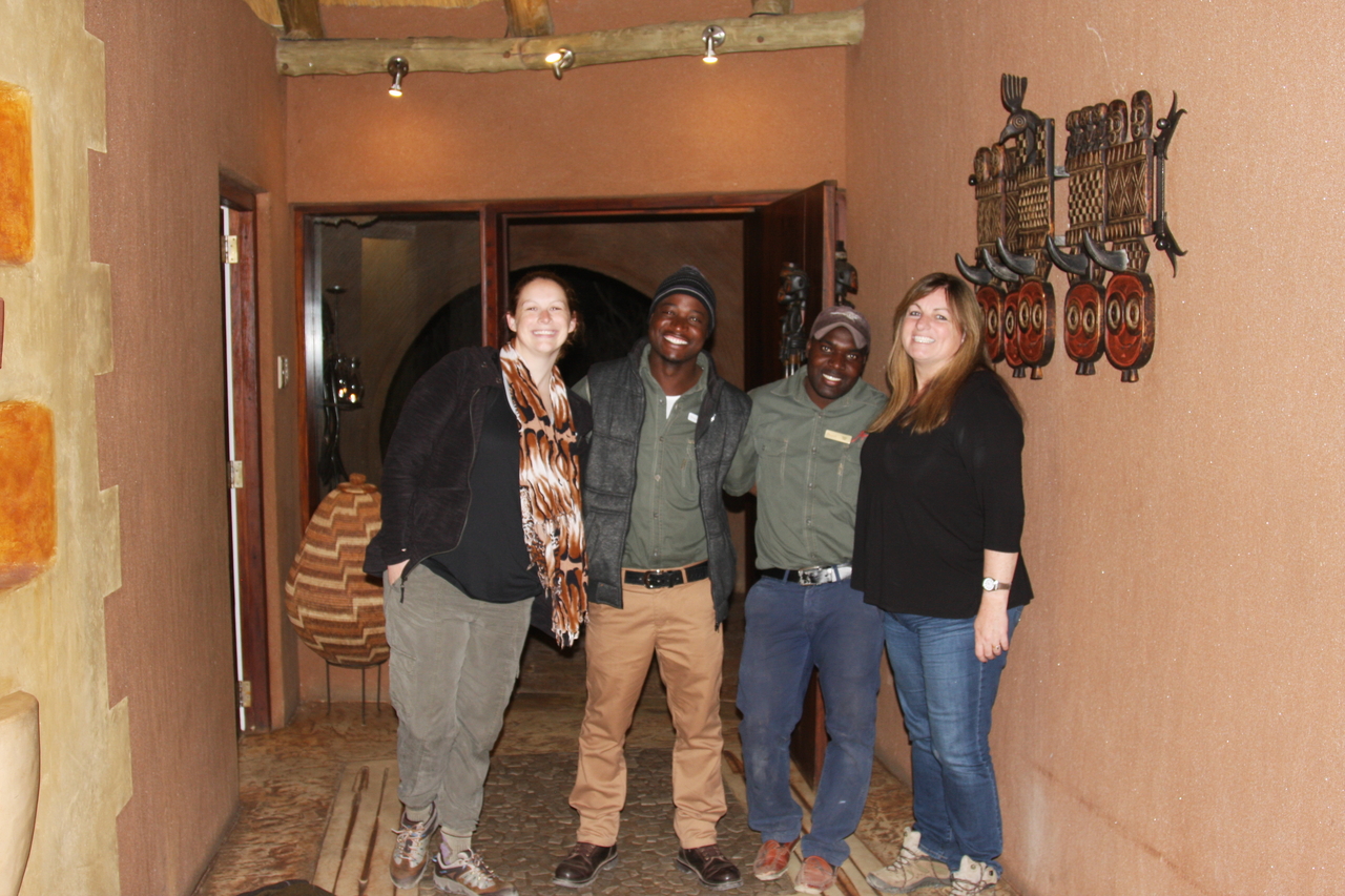 [281] 2016_06_21_14_29_05_Africa_Canon_EOS_40D_IMG__00011.jpg