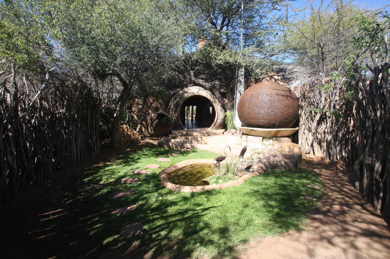 [2241] 2016_06_22_07_33_53_Africa_Canon_EOS_40D_IMG__00521.jpg