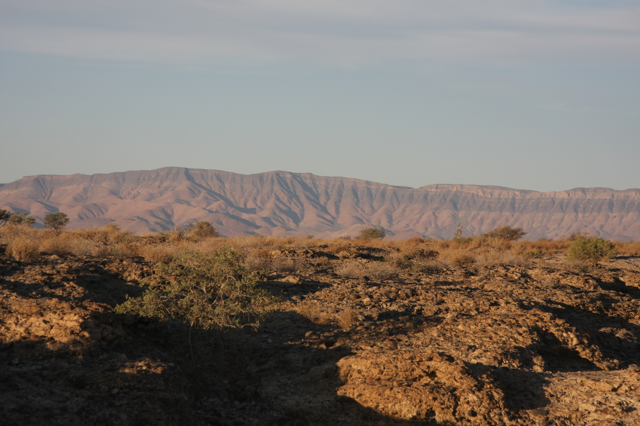 [13886] 2016_06_24_11_36_06_Africa_Canon_EOS_40D_IMG__01937.jpg