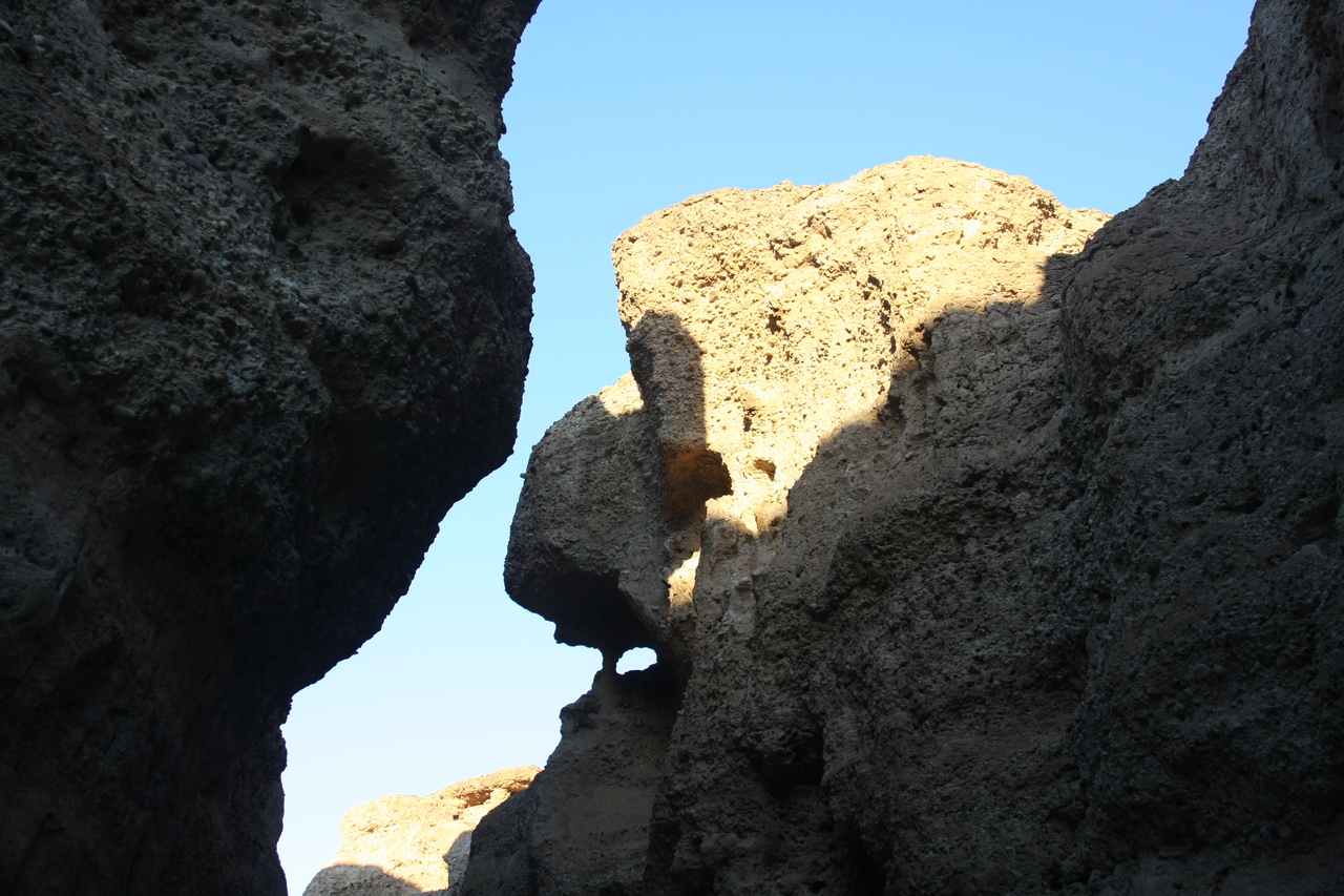 [13968] 2016_06_24_11_45_29_Africa_Canon_EOS_40D_IMG__00043.jpg