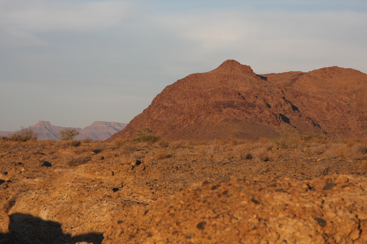 [14042] 2016_06_24_11_55_30_Africa_Canon_EOS_40D_IMG__00063.jpg