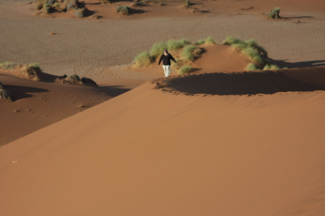 [14872] 2016_06_25_02_58_34_Africa_Canon_EOS_40D_IMG__02251.jpg