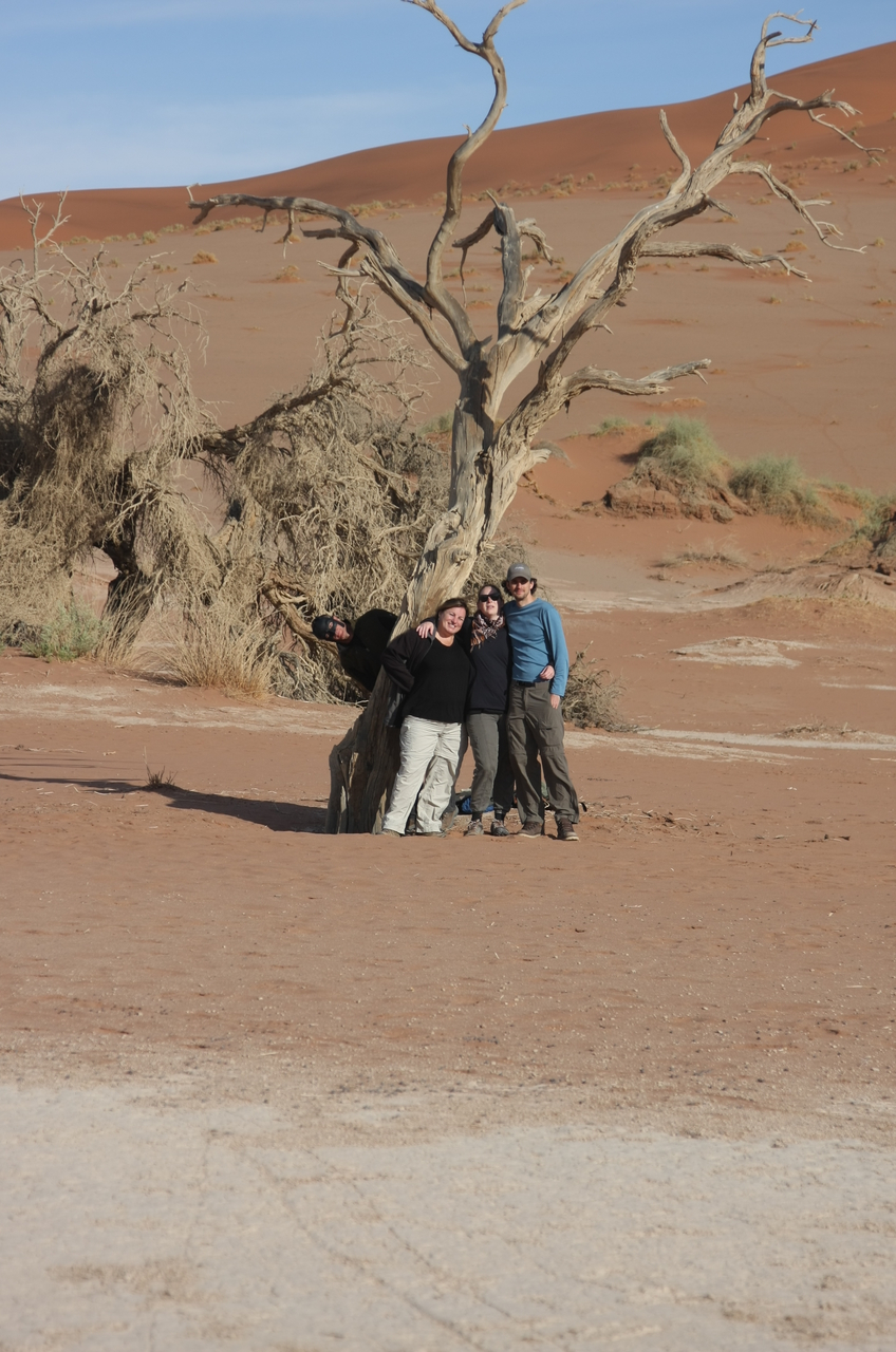 [15199] 2016_06_25_04_00_40_Africa_Canon_EOS_40D_IMG__09501.jpg