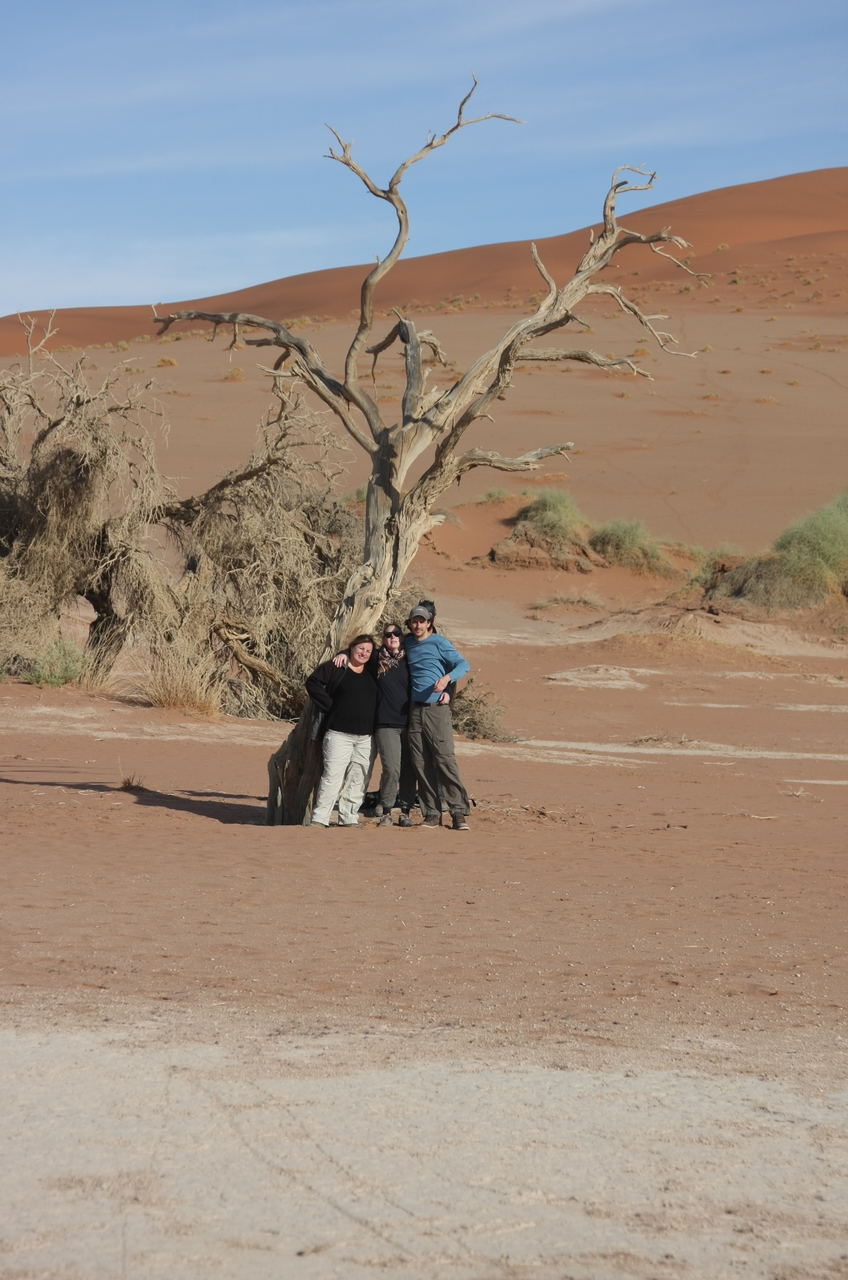 [15206] 2016_06_25_04_00_44_Africa_Canon_EOS_40D_IMG__02058.jpg