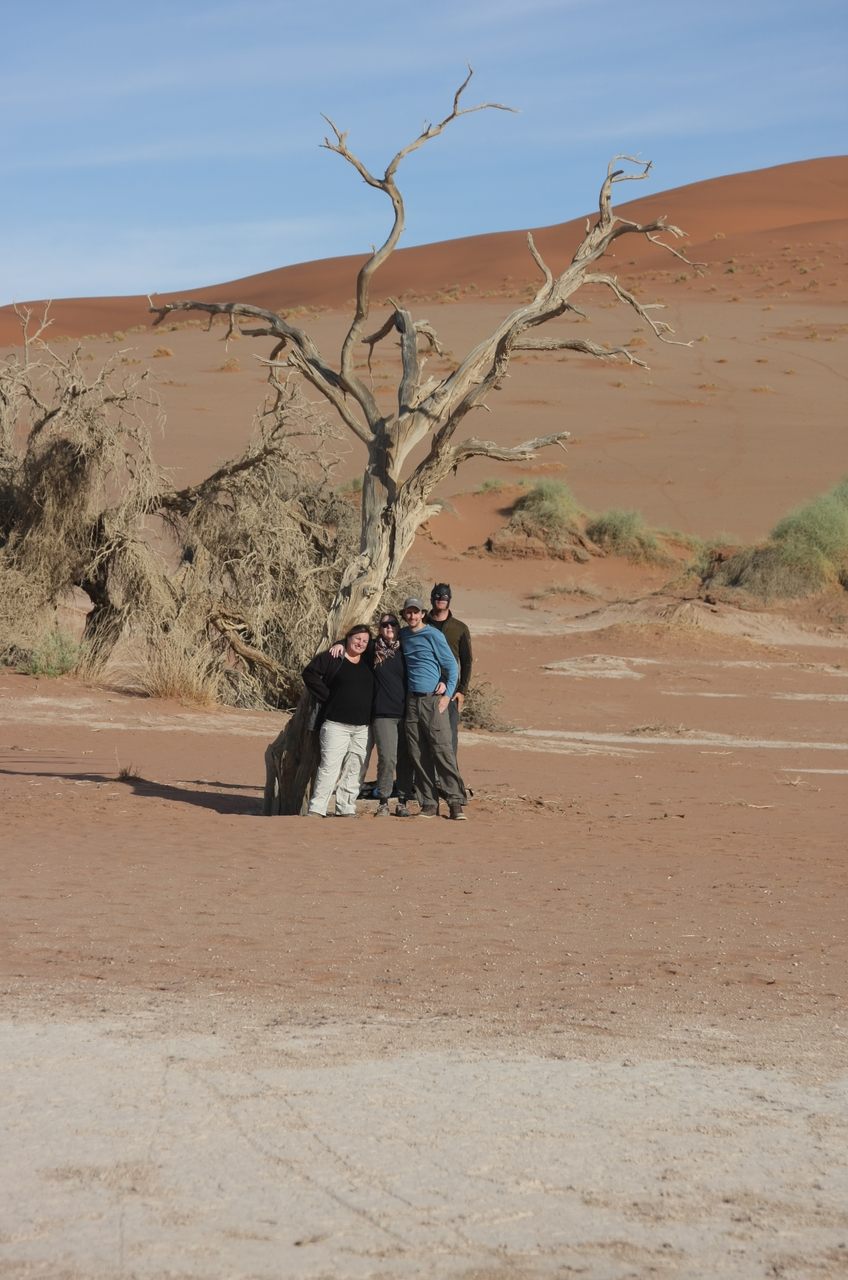 [15214] 2016_06_25_04_00_45_Africa_Canon_EOS_40D_IMG__02060.jpg