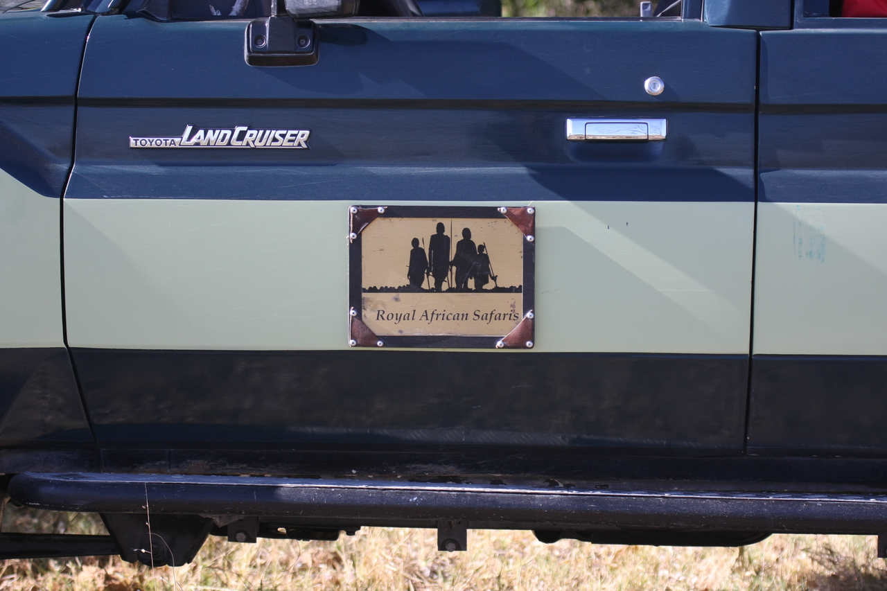 [21155] 2016_06_29_03_46_07_Africa_Canon_EOS_40D_IMG__00137.jpg