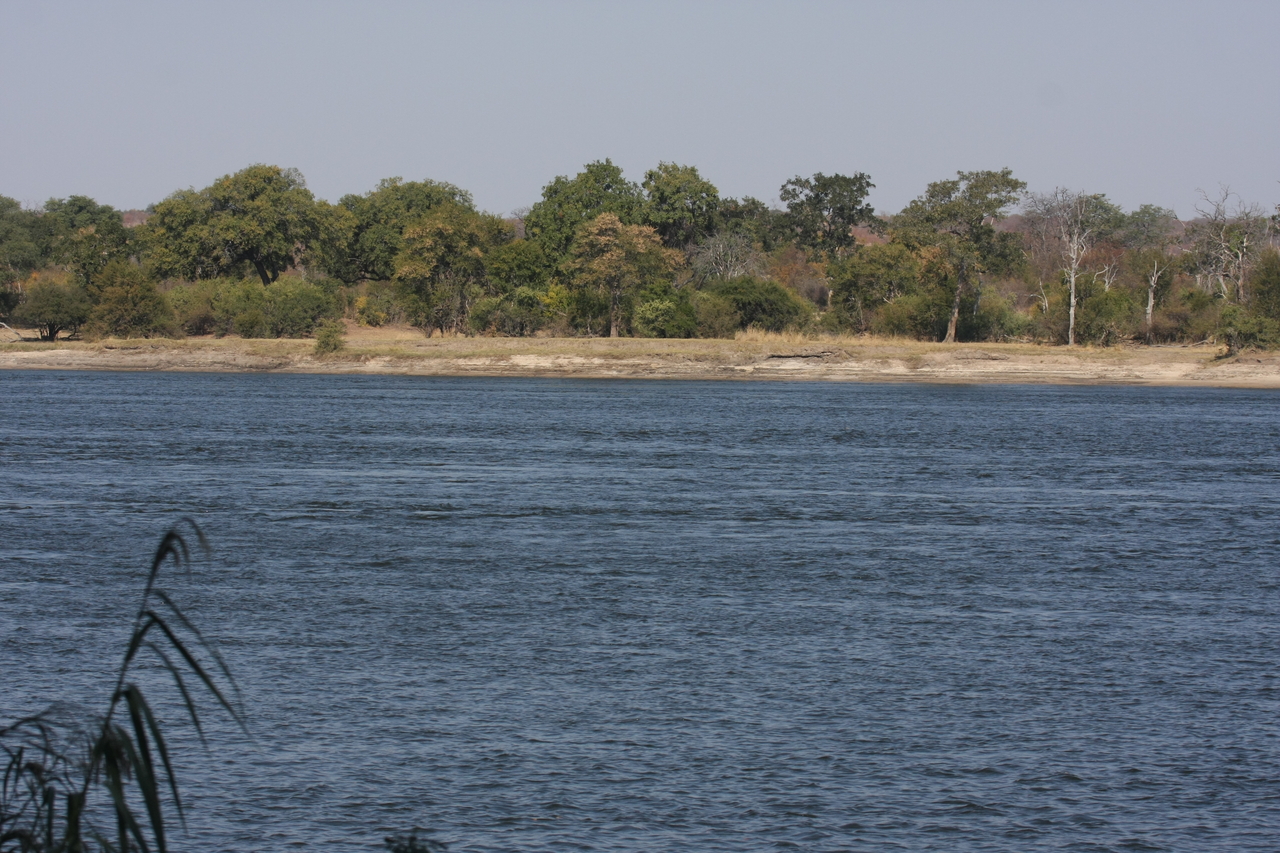 [27894] 2016_07_02_08_38_50_Africa_Canon_EOS_40D_IMG__00013.jpg