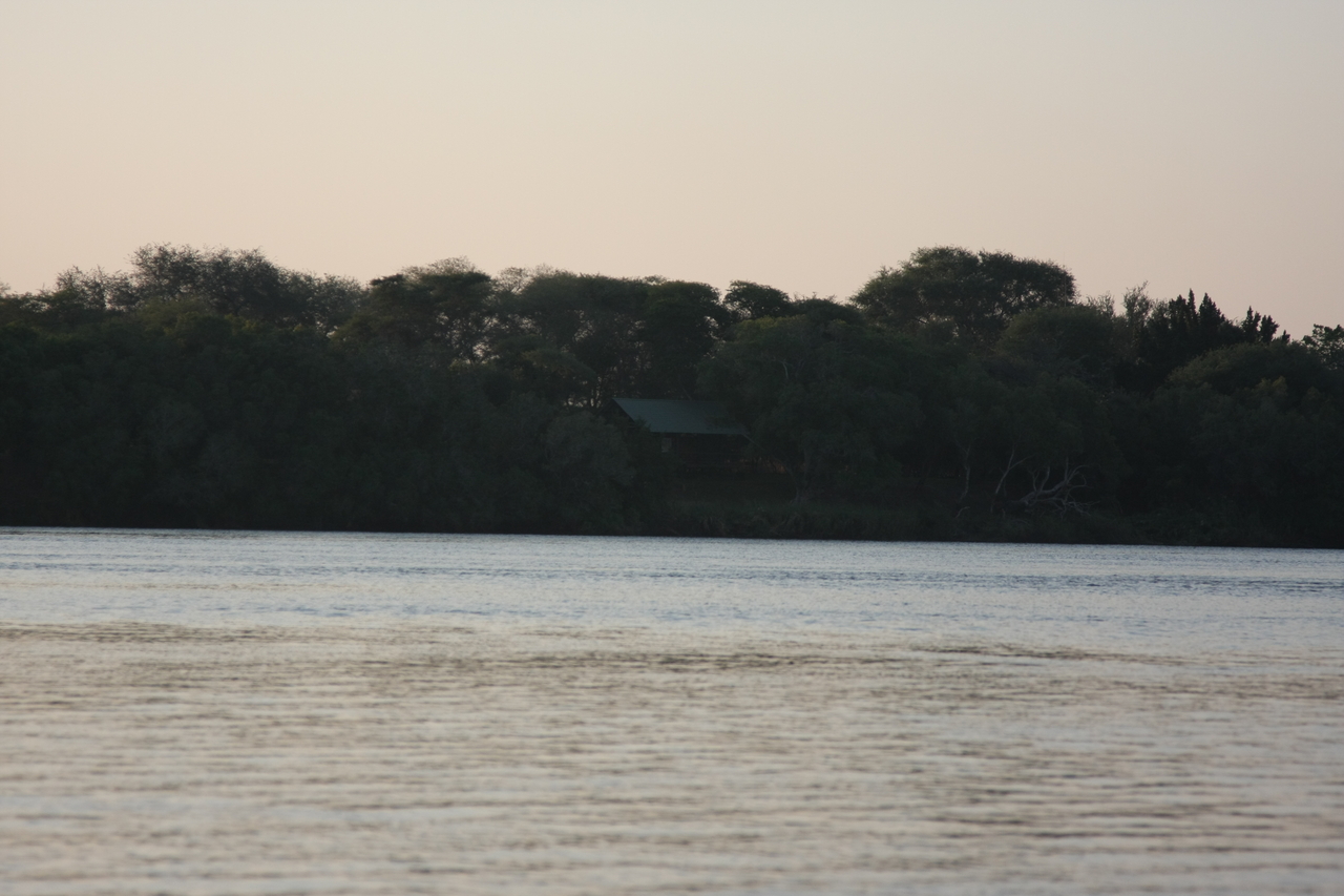 [28492] 2016_07_02_11_21_22_Africa_Canon_EOS_40D_IMG__04689.jpg