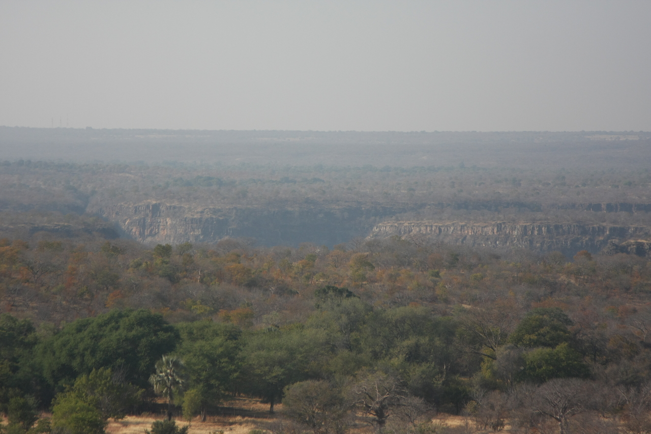 [29277] 2016_07_03_02_58_14_Africa_Canon_EOS_40D_IMG__05587.jpg