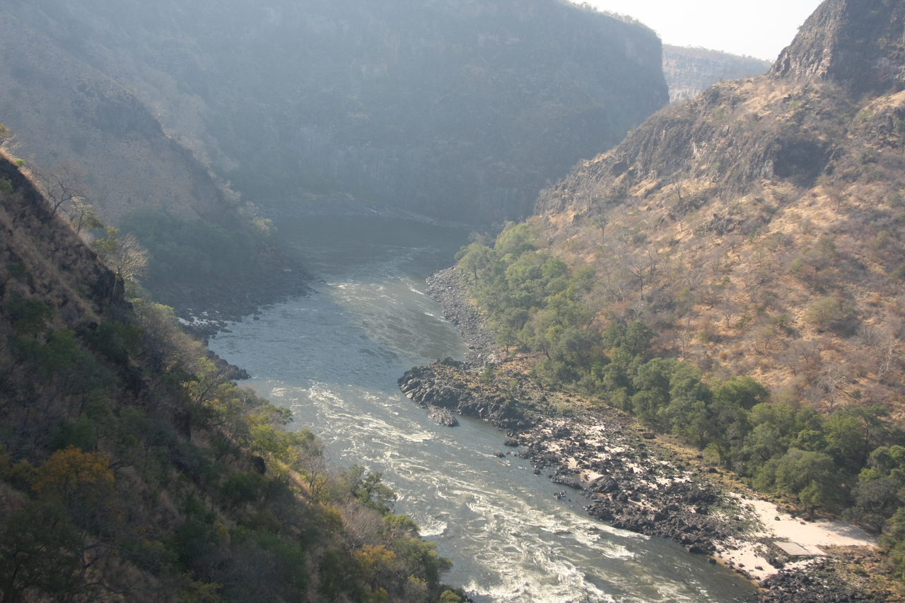 [29296] 2016_07_03_02_58_45_Africa_Canon_EOS_40D_IMG__05618.jpg