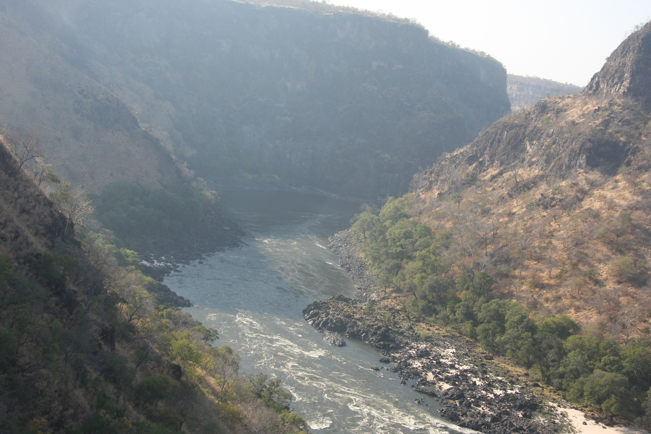 [29300] 2016_07_03_02_58_45_Africa_Canon_EOS_40D_IMG__13066.jpg