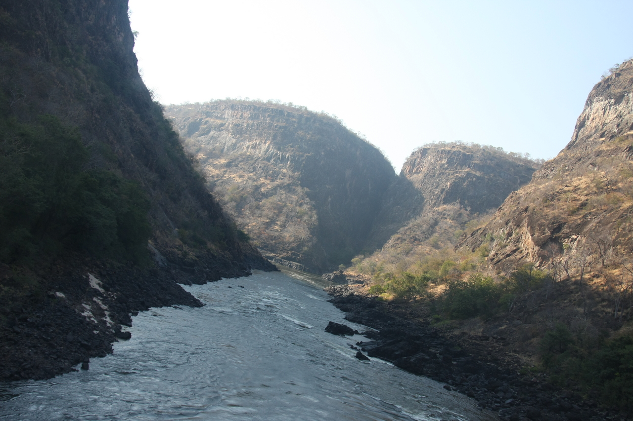 [29379] 2016_07_03_02_59_13_Africa_Canon_EOS_40D_IMG__12293.jpg