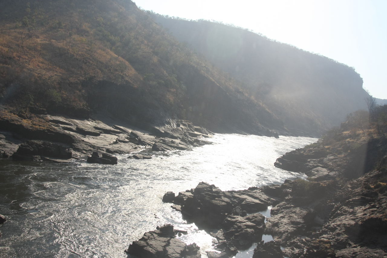 [29399] 2016_07_03_02_59_32_Africa_Canon_EOS_40D_IMG__04853.jpg