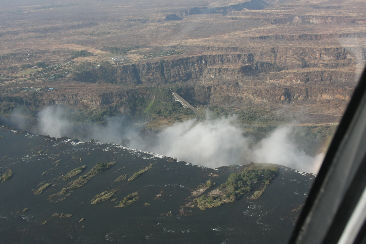 [29640] 2016_07_03_03_06_14_Africa_Canon_EOS_40D_IMG__12388.jpg