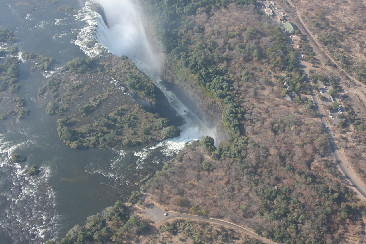 [29711] 2016_07_03_03_07_41_Africa_Canon_EOS_40D_IMG__00140.jpg