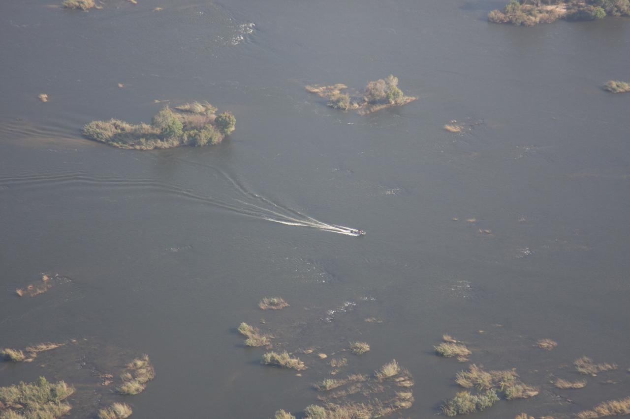 [29902] 2016_07_03_03_08_56_Africa_Canon_EOS_40D_IMG__00209.jpg