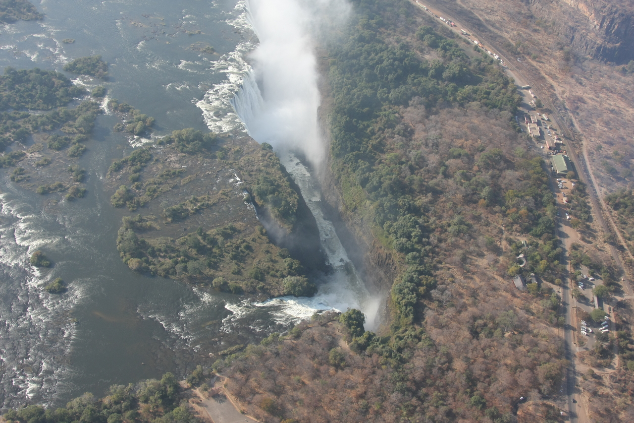 [30013] 2016_07_03_03_09_42_Africa_Canon_EOS_40D_IMG__00251.jpg
