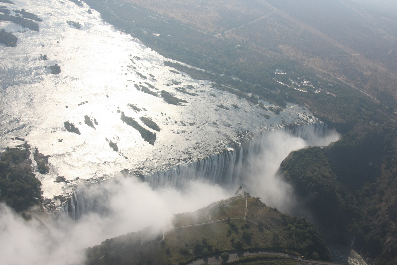 [30139] 2016_07_03_03_10_07_Africa_Canon_EOS_40D_IMG__05126.jpg