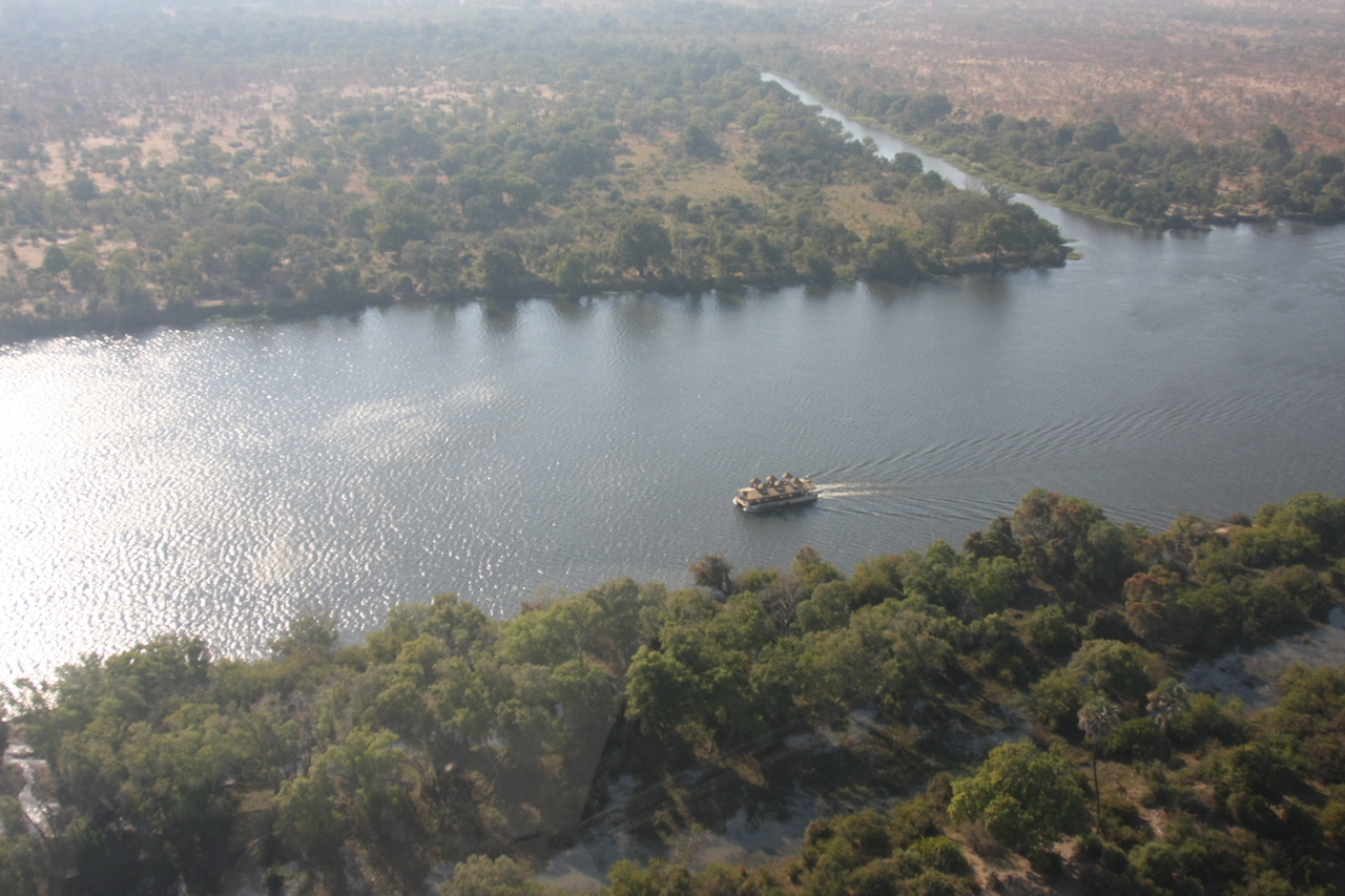 [30254] 2016_07_03_03_12_42_Africa_Canon_EOS_40D_IMG__05170.jpg