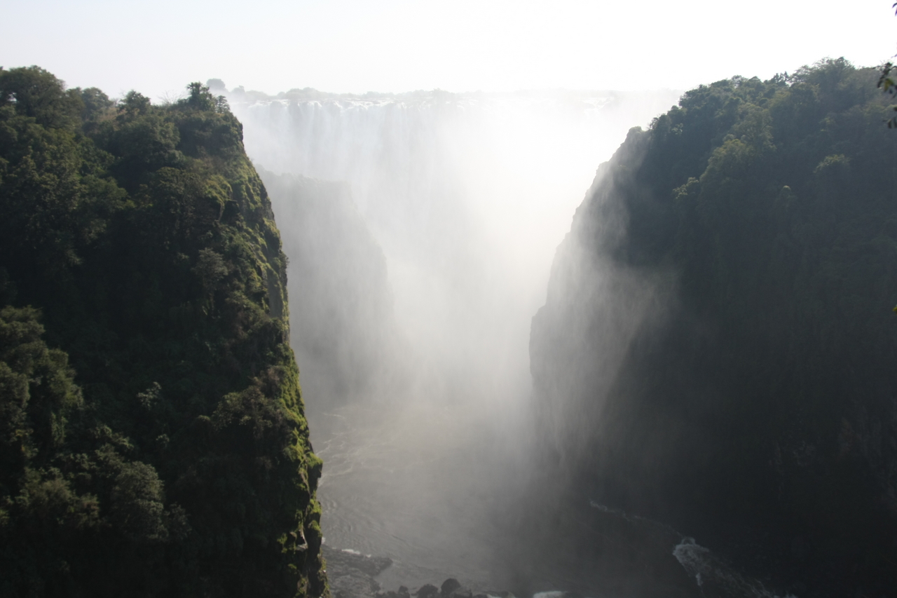 [30384] 2016_07_03_03_51_09_Africa_Canon_EOS_40D_IMG__12658.jpg