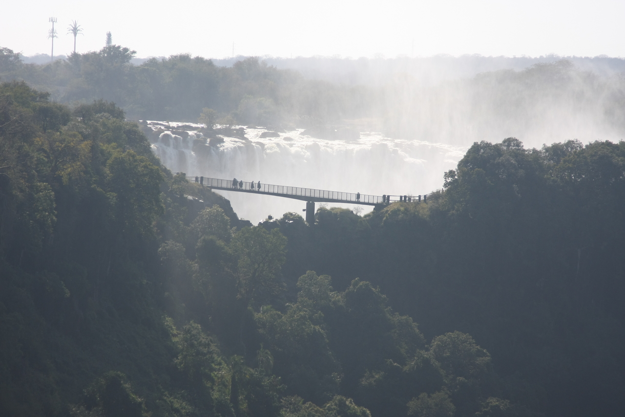 [30404] 2016_07_03_03_52_03_Africa_Canon_EOS_40D_IMG__05218.jpg