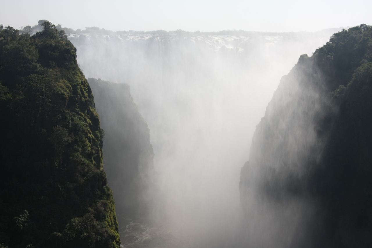 [30461] 2016_07_03_03_54_02_Africa_Canon_EOS_40D_IMG__00410.jpg