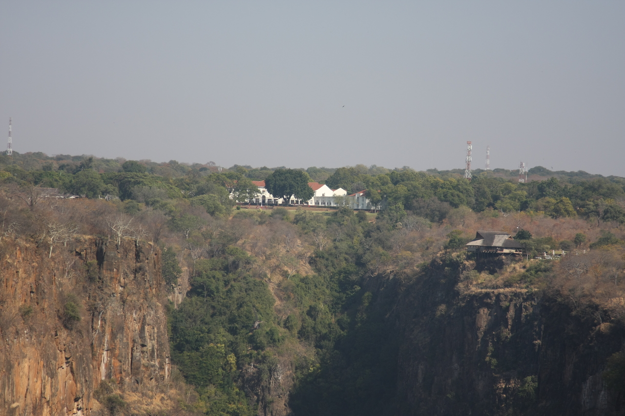 [30473] 2016_07_03_03_55_50_Africa_Canon_EOS_40D_IMG__12689.jpg