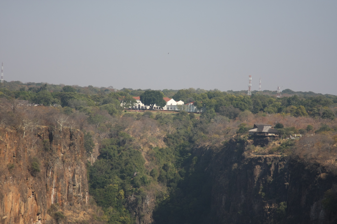 [30474] 2016_07_03_03_55_50_Africa_Canon_EOS_40D_IMG__12691.jpg