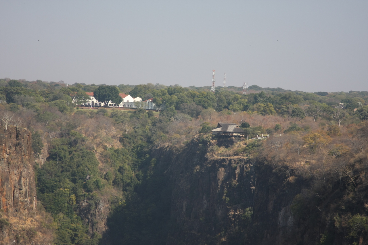 [30480] 2016_07_03_03_55_56_Africa_Canon_EOS_40D_IMG__12693.jpg