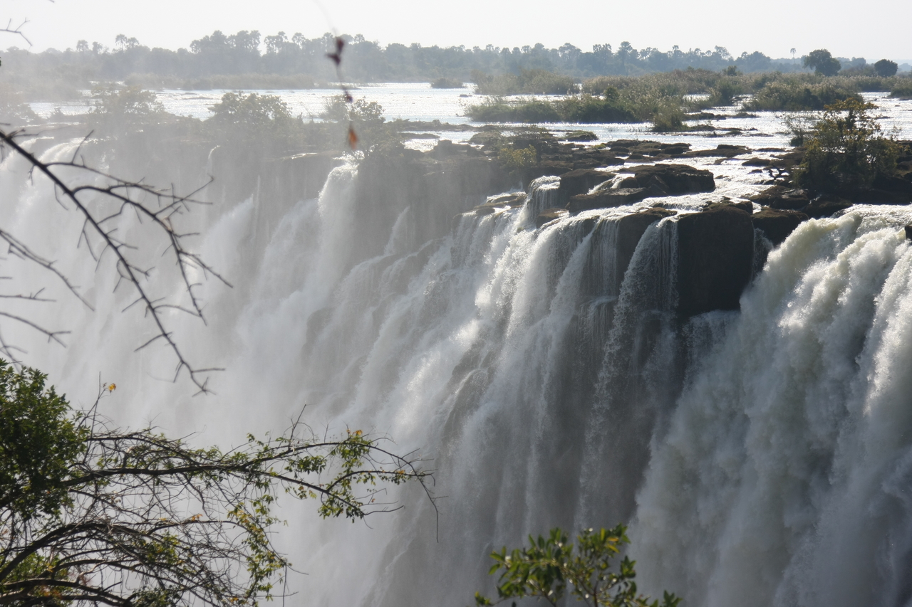 [31267] 2016_07_03_08_34_30_Africa_Canon_EOS_40D_IMG__05520.jpg