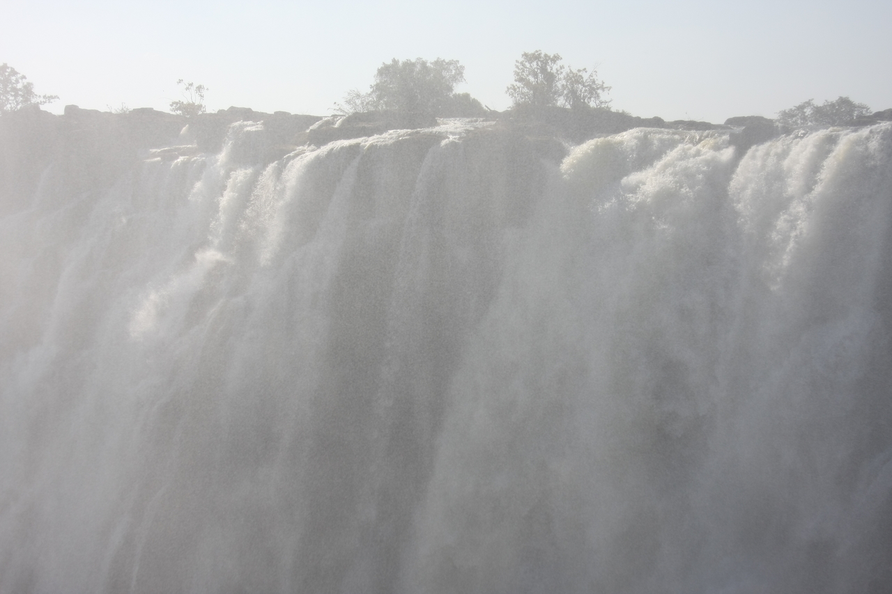 [31392] 2016_07_03_08_42_13_Africa_Canon_EOS_40D_IMG__00709.jpg