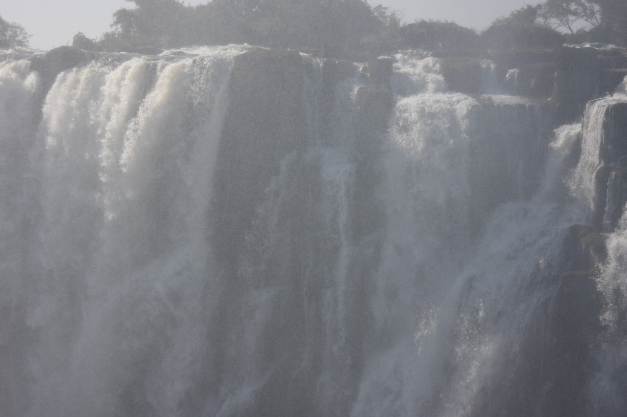 [31471] 2016_07_03_08_44_22_Africa_Canon_EOS_40D_IMG__00727.jpg