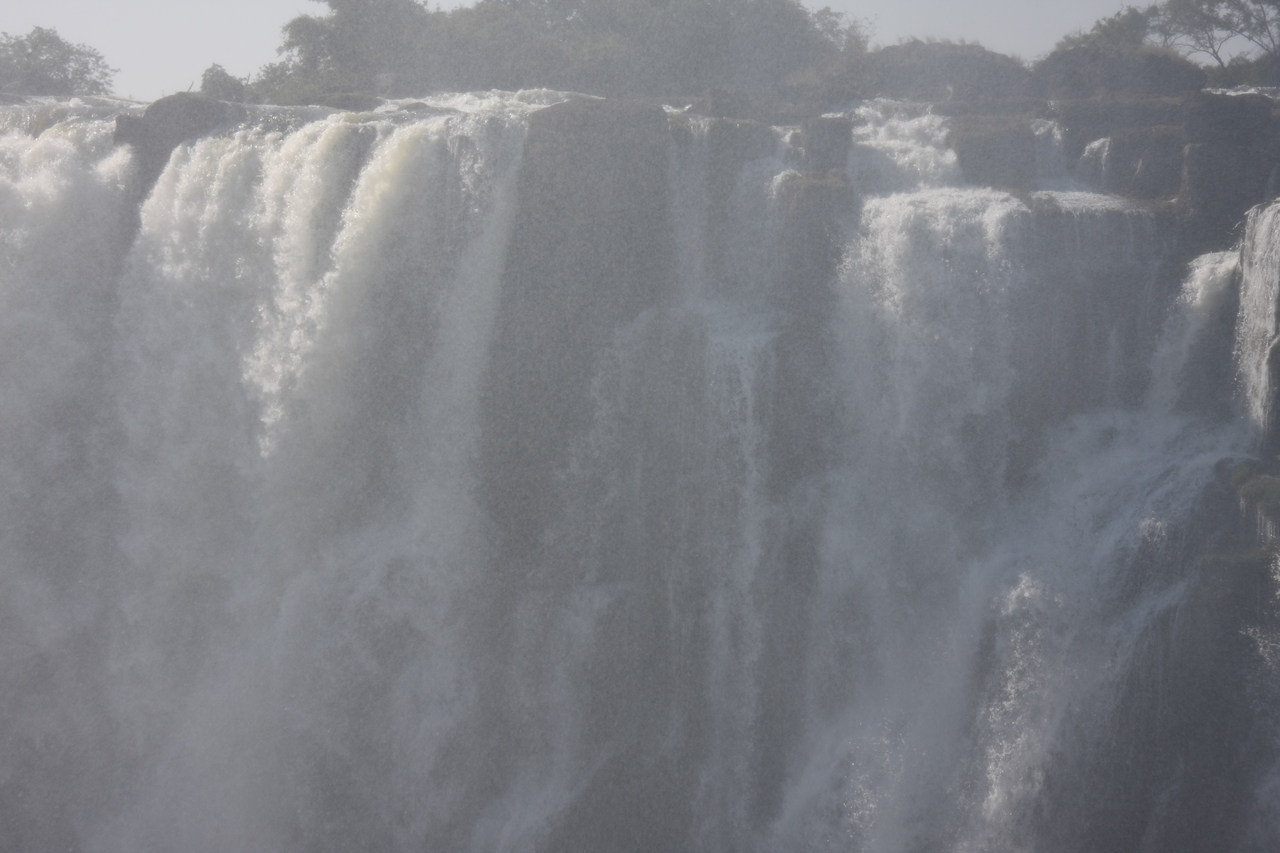 [31472] 2016_07_03_08_44_22_Africa_Canon_EOS_40D_IMG__00728.jpg