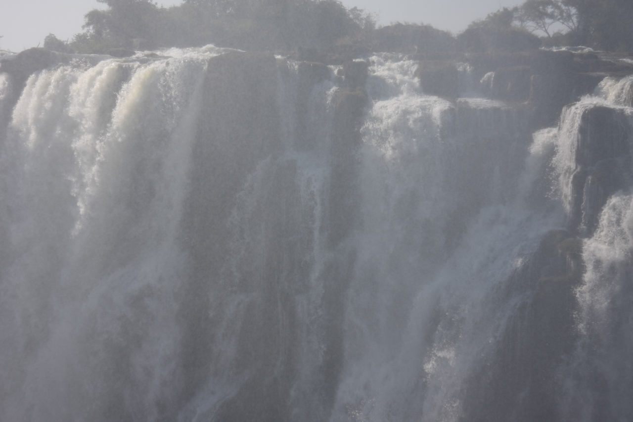 [31473] 2016_07_03_08_44_22_Africa_Canon_EOS_40D_IMG__05556.jpg